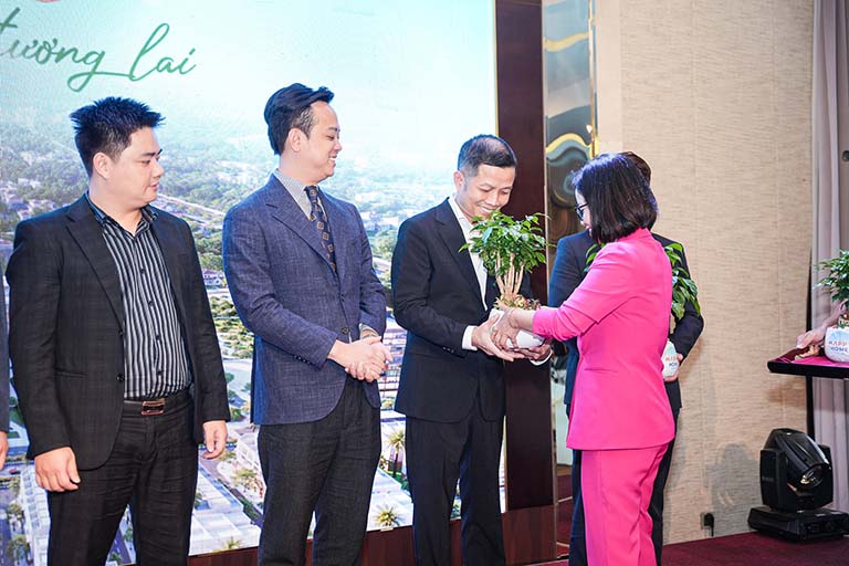 le kick off du an happy home trang cat 2